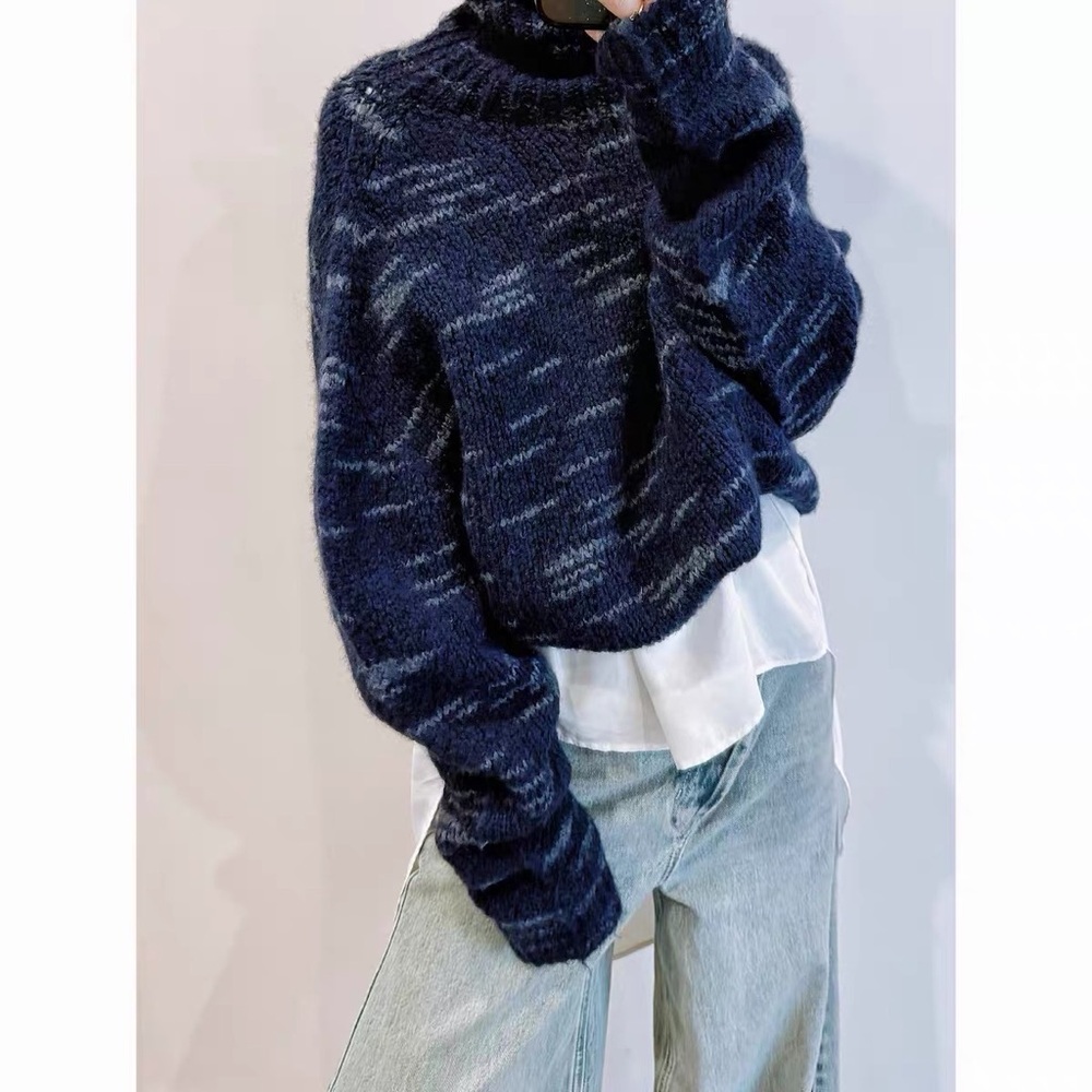 Hira sweater New with Tag Made in Italy